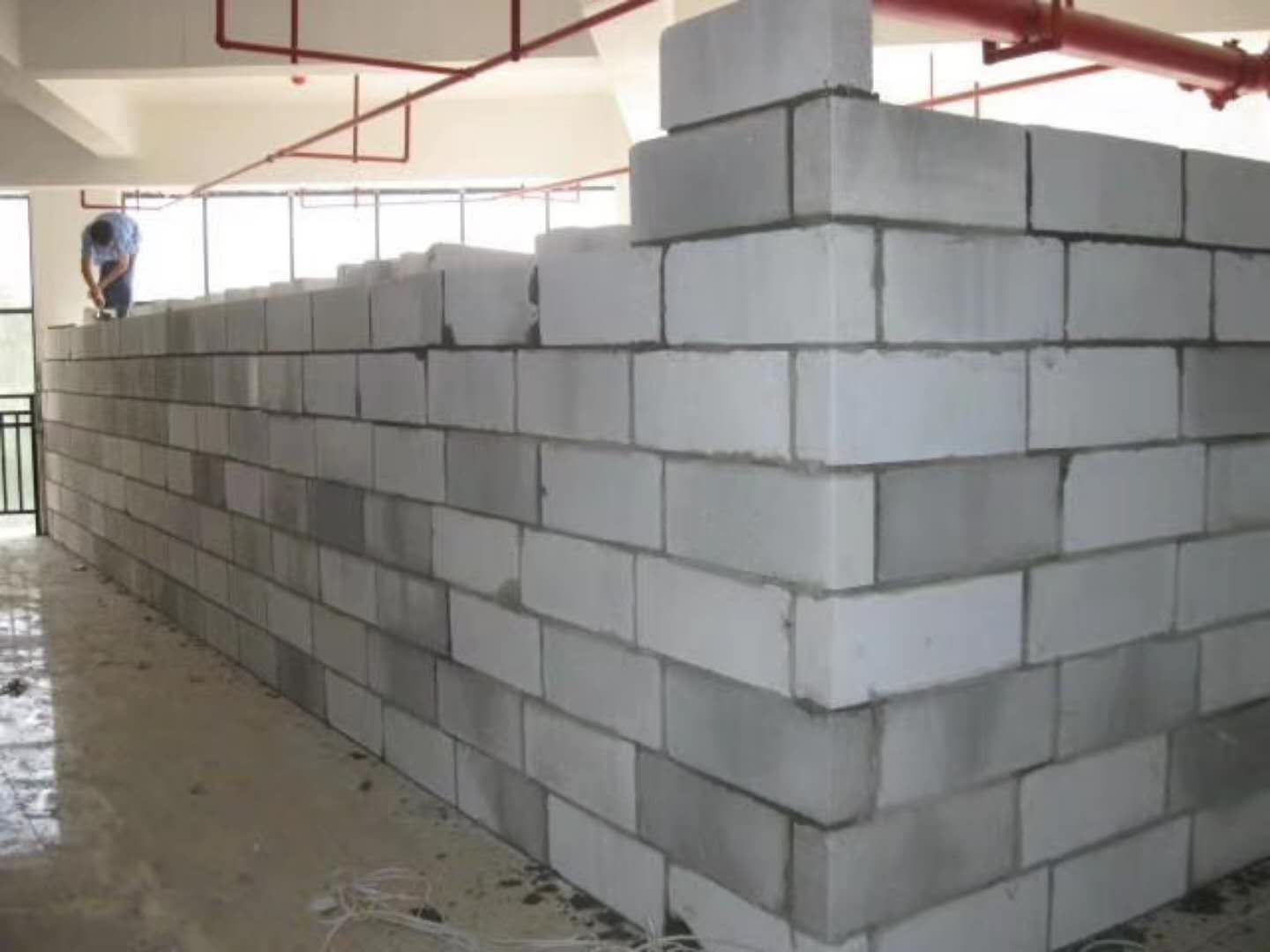 爱辉蒸压加气混凝土砌块承重墙静力和抗震性能的研究